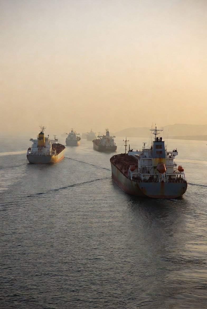 حركة ناقلات النفط والغاز في الخليج العربي ومضيق هرمز